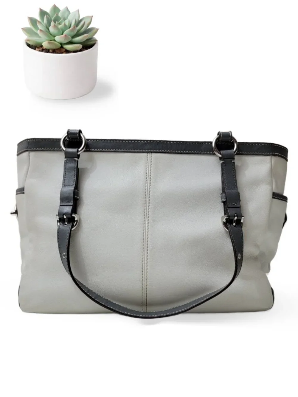 Coach Soho Pleated East West Gallery Tote Ivory Leather Gray Trim F13759 - Picture 3 of 10
